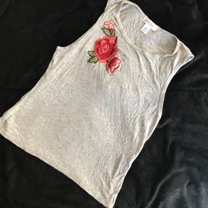 Grey tank with embroidered roses